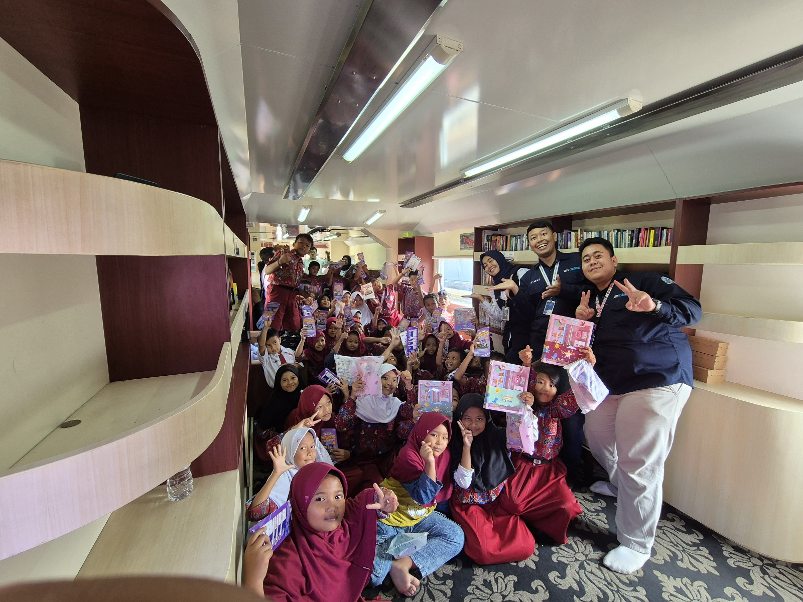 KAI Ajak Siswa Belajar dan Mengenal Kereta Lewat Rail Library