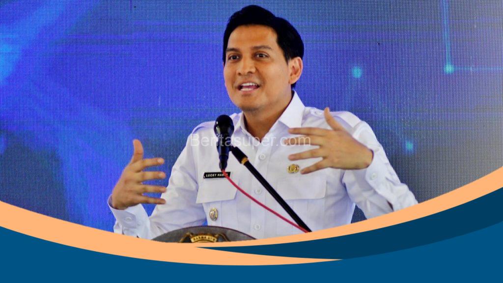 Bupati Lucky Hakim ASN
