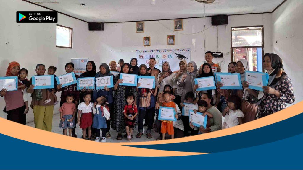 Ibu dan anak peserta Wisuda ASI Eksklusif Rumah Zakat Indramayu