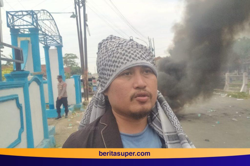 Warga Cidempet Ultimatum Pemerintah Desa: Kembalikan Aset dan Uang dalam 2×24 Jam Warga desa Cidempet