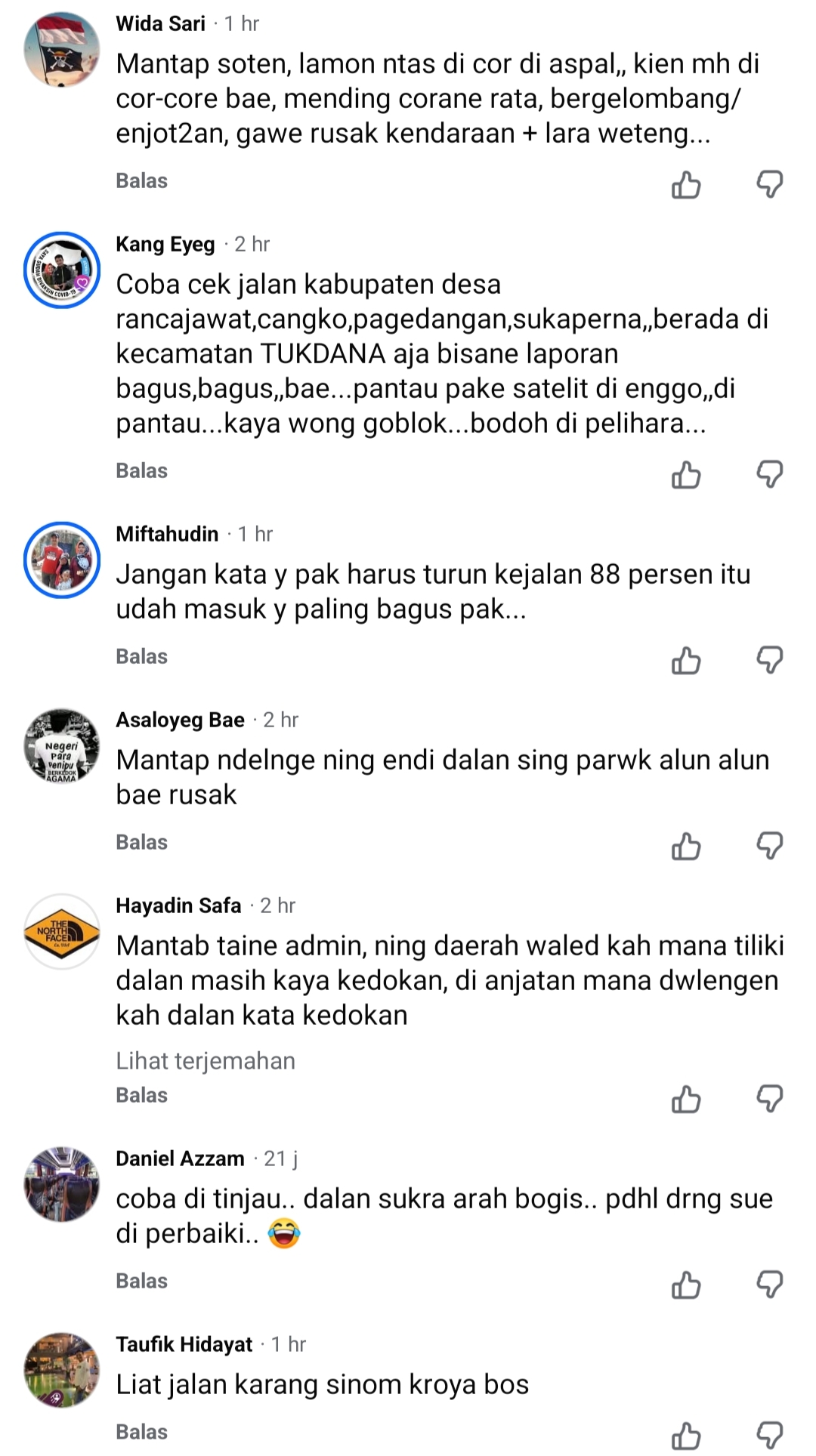 Komentar di sosial media