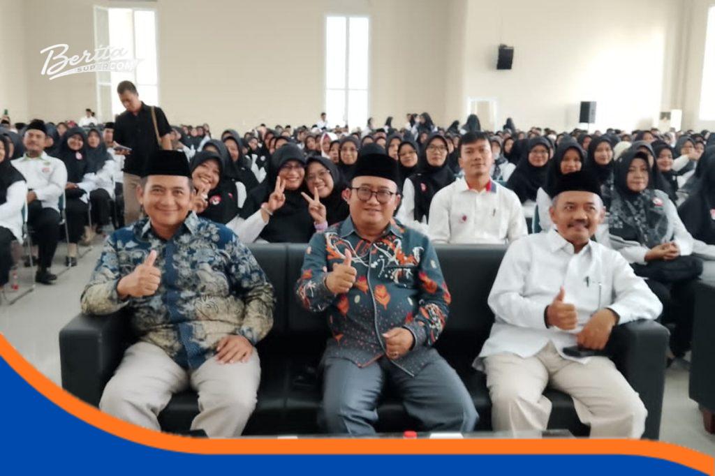 Kepala Kemenag Indramayu Apresiasi Seminar Pendidikan Peringati HAB ke-80 Kepala Kemenag Indramayu H. Aghust Muhaimin menghadiri Seminar Nasional “Great: How to Be a Teacher”