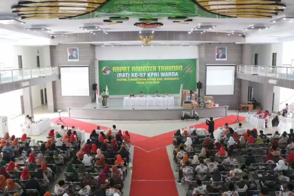 Foto panggung RAT ke-57 KPRI Warda Indramayu Bahas Laporan dan Program Kerja