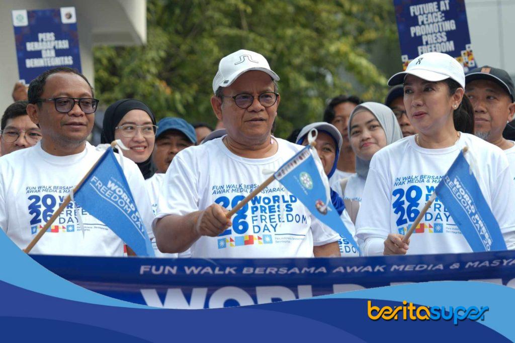 Dewan Pers menggelar fun walk Hari Kebebasan Pers Dunia 2026 di Jakarta