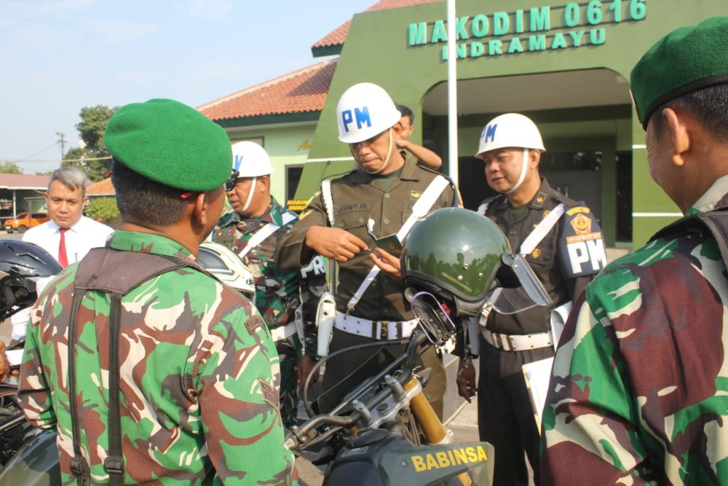 Pemeriksaan kendaraan prajurit Kodim 0616 Indramayu dalam Gaktib 2026