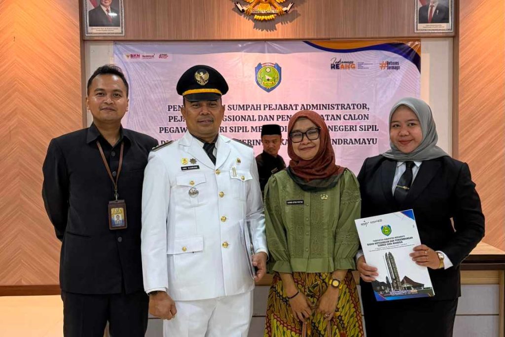 Sah Dilantik Lucky Hakim, Ini Gebrakan Iing Kuswara Usai Resmi Jabat Camat Kroya Indramayu Camat Kroya Iing Kuswara